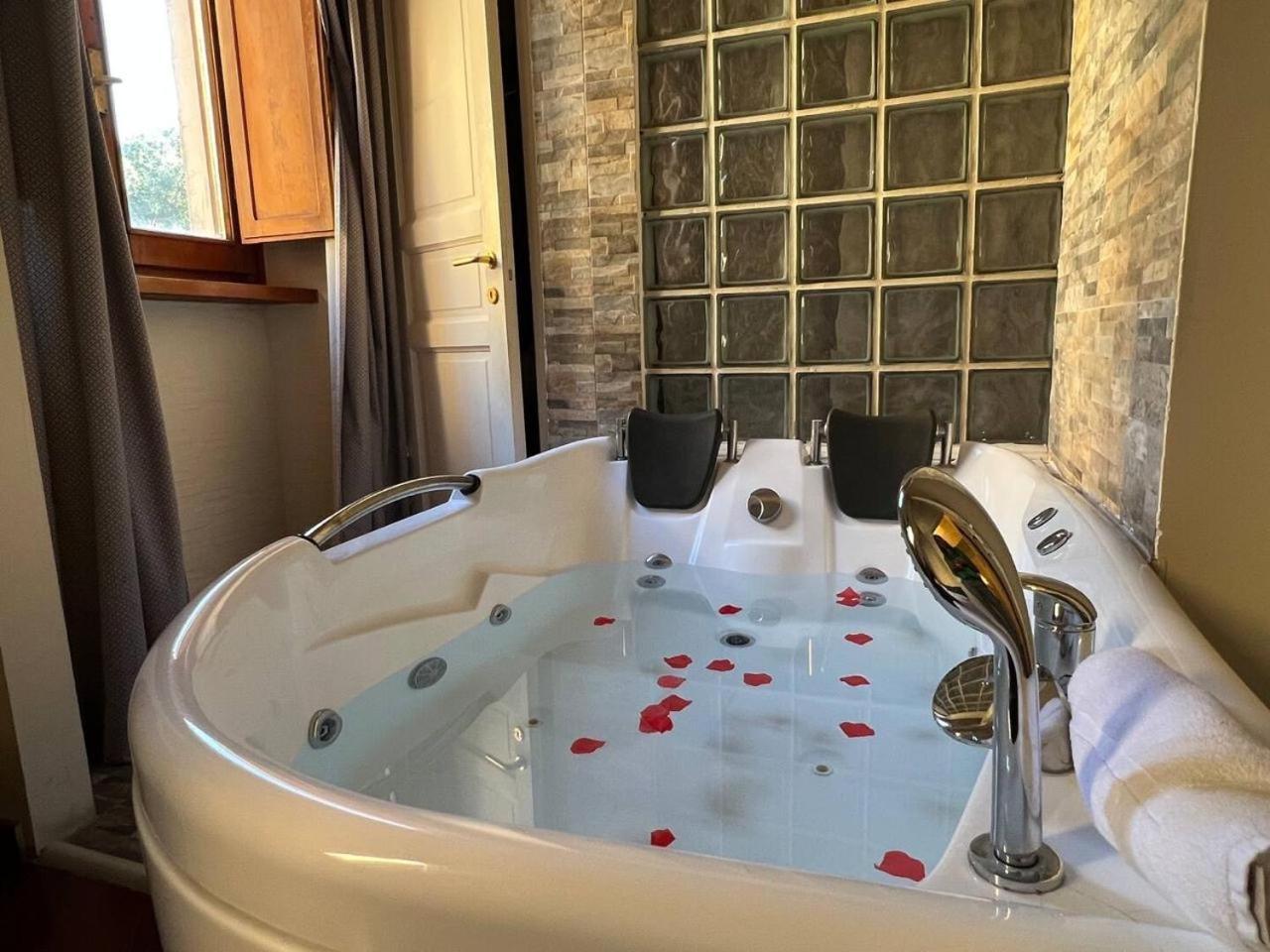 Domus Flaminia With Jacuzzi Apartment *